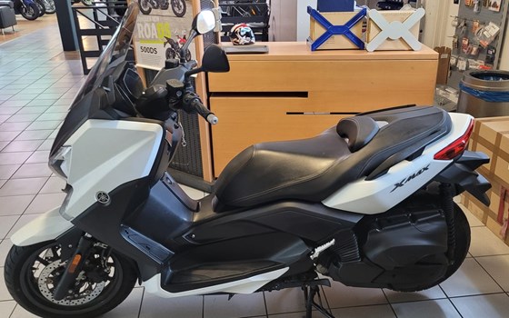 Gebrauchtmotorrad Yamaha XMAX 400 - Bild 2