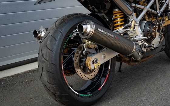 Gebrauchtmotorrad Ducati Monster 1000 S - Bild 23