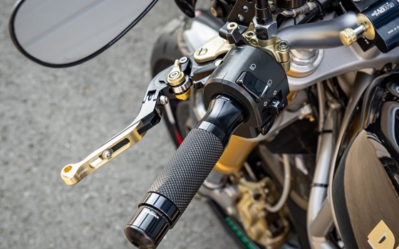 Gebrauchtmotorrad Ducati Monster 1000 S - Bild 26