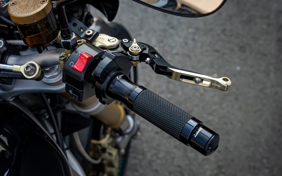 Gebrauchtmotorrad Ducati Monster 1000 S - Bild 28