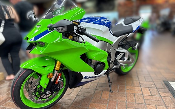 Gebrauchtmotorrad Kawasaki Ninja ZX-10R 40th Anniversary Edition - Bild 3