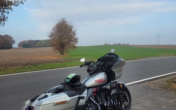 Gebrauchtmotorrad Harley-Davidson CVO Road Glide ST FLTRXSTSE - Bild 1