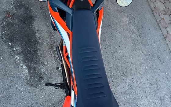 Gebrauchtmotorrad KTM 690 SMC R - Bild 4
