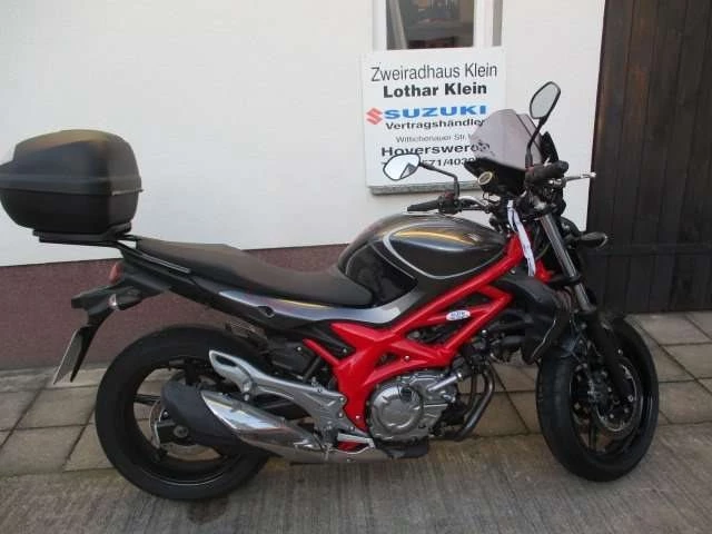 Suzuki SV650