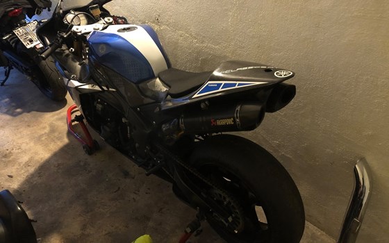 Gebrauchtmotorrad Yamaha YZF-R1SP - Bild 9