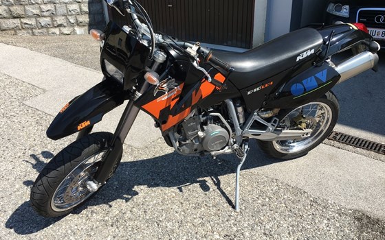 Gebrauchtmotorrad KTM 640 LC4 Supermoto - Bild 11