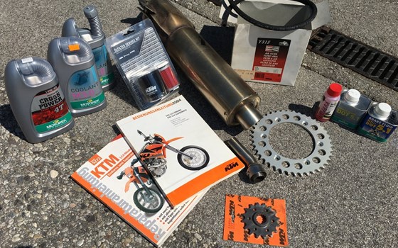 Gebrauchtmotorrad KTM 640 LC4 Supermoto - Bild 15