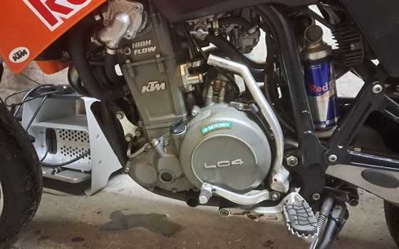 Gebrauchtmotorrad KTM 640 LC4 Supermoto - Bild 10