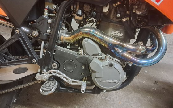 Gebrauchtmotorrad KTM 640 LC4 Supermoto - Bild 7