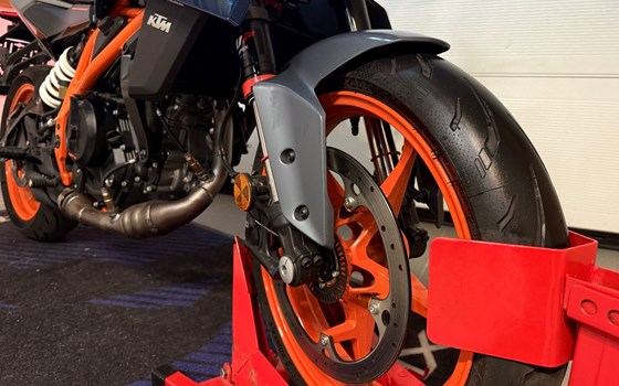 Gebrauchtmotorrad KTM 390 Duke - Bild 3