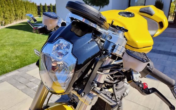 Gebrauchtmotorrad Ducati 749 - Bild 1