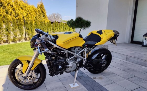 Gebrauchtmotorrad Ducati 749 - Bild 2