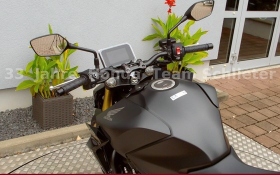 Gebrauchtmotorrad Honda CB1000 Hornet SP - Bild 11