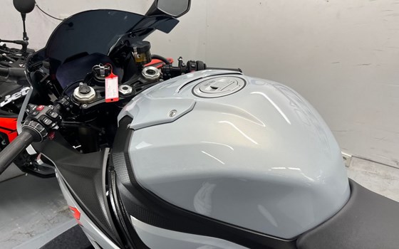 Gebrauchtmotorrad BMW S 1000 RR - Bild 7
