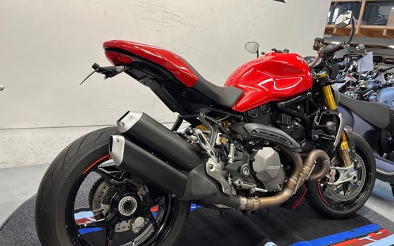 Gebrauchtmotorrad Ducati Monster 1200 S - Bild 10