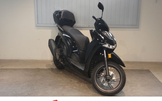 Gebrauchtmotorrad Honda SH350i - Bild 1