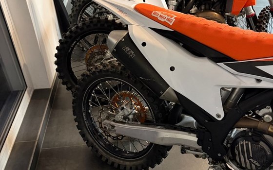 Gebrauchtmotorrad KTM 450 SX-F - Bild 6