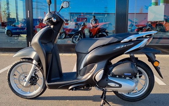 Gebrauchtmotorrad Honda SH Mode 125 - Bild 2