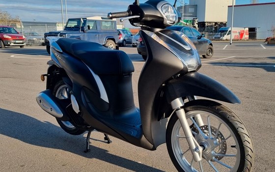 Gebrauchtmotorrad Honda SH Mode 125 - Bild 3