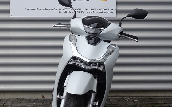 Gebrauchtmotorrad Honda SH150i - Bild 2