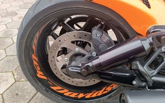 Gebrauchtmotorrad Harley-Davidson Night Rod Special VRSCDX - Bild 11