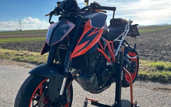 Gebrauchtmotorrad KTM 1290 Super Duke R - Bild 7