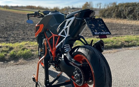 Gebrauchtmotorrad KTM 1290 Super Duke R - Bild 9