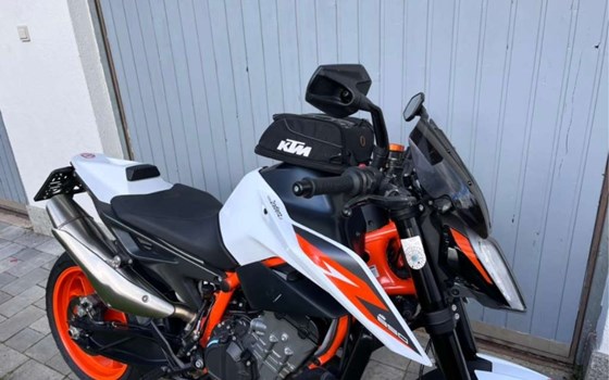 Gebrauchtmotorrad KTM 890 Duke R - Bild 2