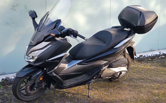 Gebrauchtmotorrad Honda Forza 350 - Bild 1