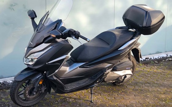 Gebrauchtmotorrad Honda Forza 350 - Bild 12