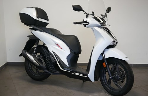 Gebrauchtmotorrad Honda SH125i