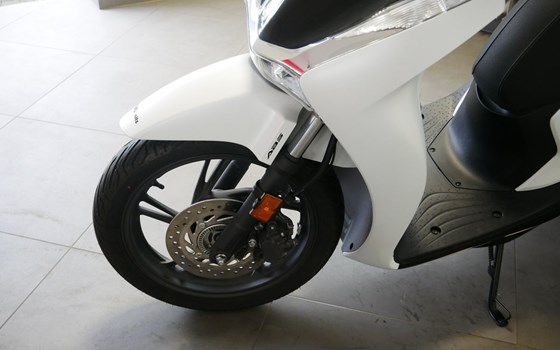 Gebrauchtmotorrad Honda SH125i - Bild 13