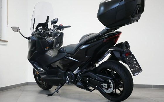 Gebrauchtmotorrad Yamaha TMAX Tech MAX - Bild 10