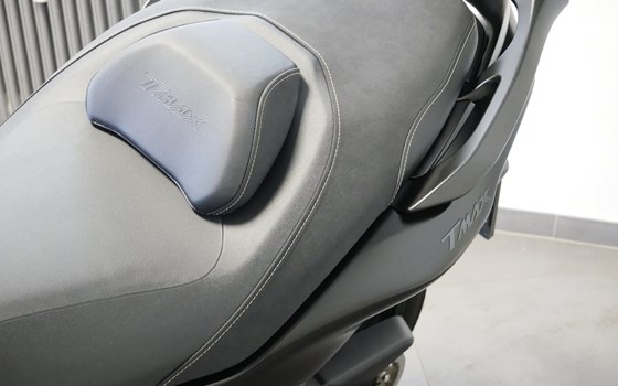 Gebrauchtmotorrad Yamaha TMAX Tech MAX - Bild 12