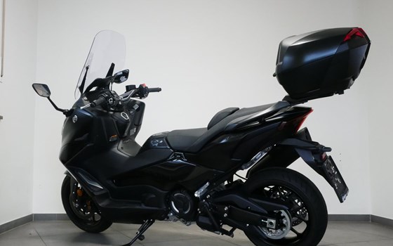 Gebrauchtmotorrad Yamaha TMAX Tech MAX - Bild 9