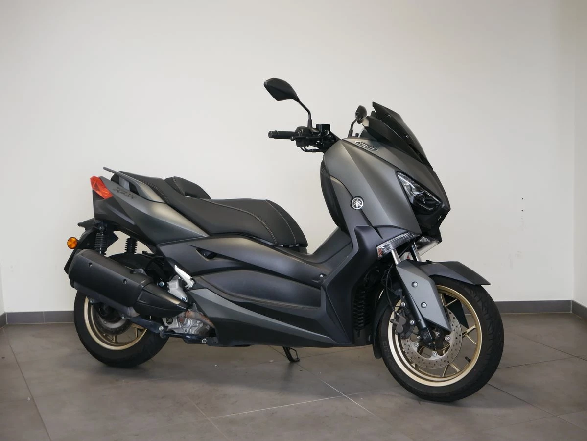 Yamaha XMAX 300 Tech MAX