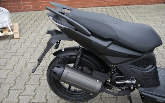 Neufahrzeug Kymco Super 8 R 50i - Bild 6