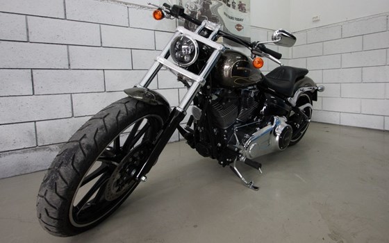 Gebrauchtmotorrad Harley-Davidson CVO Breakout FXSBSE - Bild 1