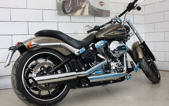 Gebrauchtmotorrad Harley-Davidson CVO Breakout FXSBSE - Bild 4