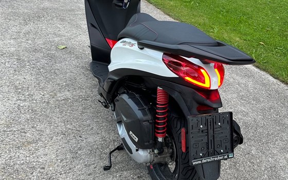 Gebrauchtmotorrad Piaggio Medley 125 S - Bild 4