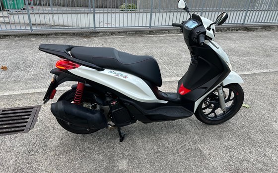 Gebrauchtmotorrad Piaggio Medley 125 S - Bild 5