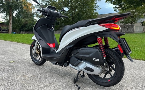 Gebrauchtmotorrad Piaggio Medley 125 S - Bild 6