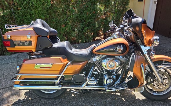 Gebrauchtmotorrad Harley-Davidson Electra Glide Ultra Classic FLHTCU - Bild 1