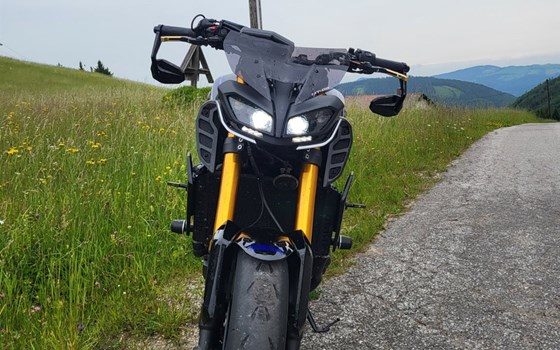 Gebrauchtmotorrad Yamaha MT-09 SP - Bild 8