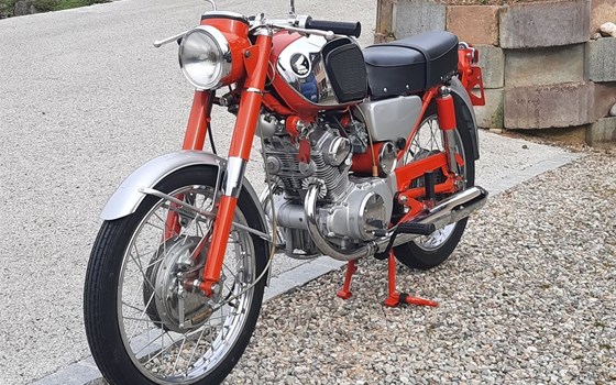 Motorrad Occasion Honda CB 125 - Bild 2