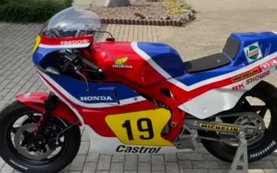 Gebrauchtmotorrad Honda VF 500 F - Bild 4