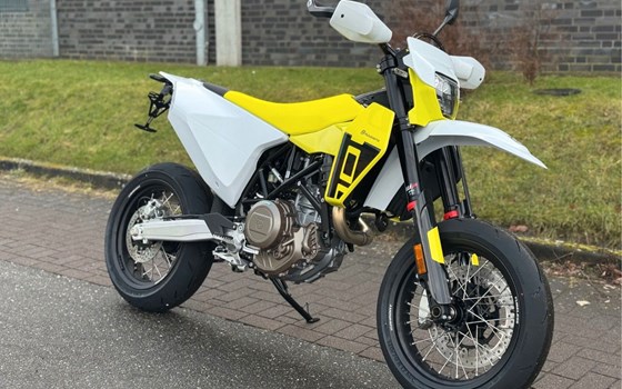 Neufahrzeug Husqvarna 701 Supermoto - Bild 2