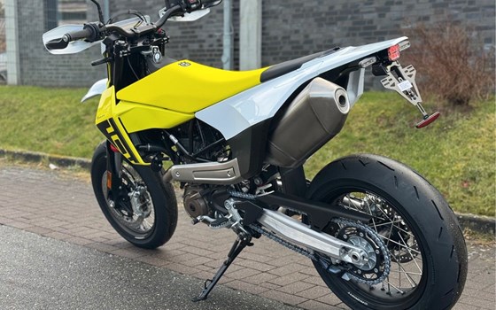 Neufahrzeug Husqvarna 701 Supermoto - Bild 6