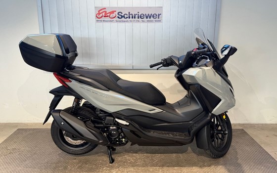 Gebrauchtmotorrad Honda Forza 350 - Bild 2