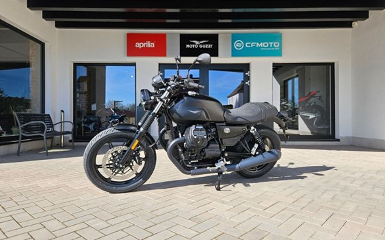 Neufahrzeug Moto Guzzi V7 Stone - Bild 1